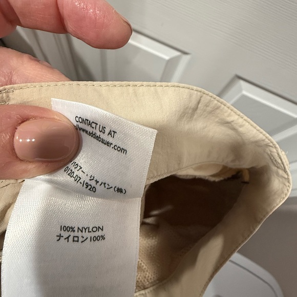 Eddie Bauer women’s Cargo Pants size 14 in Beige - Picture 6 of 7